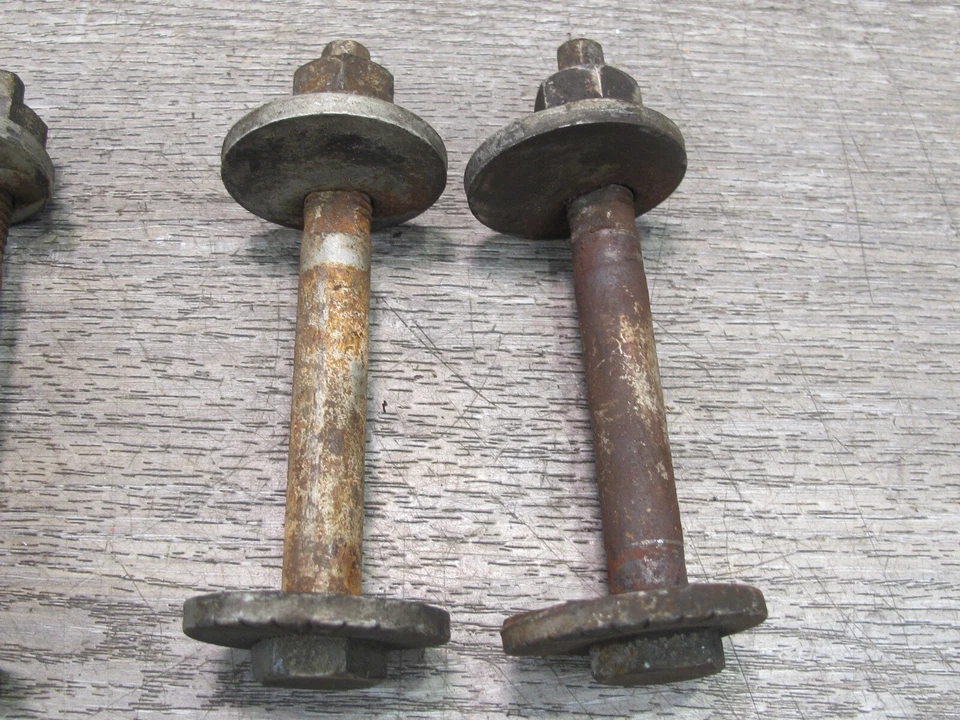 06-09 PONTIAC SOLSTICE SET OF 4 REAR SUSPENSION ECCENTRIC ADJUST CAMBER BOLT OEM - Image 3 of 4