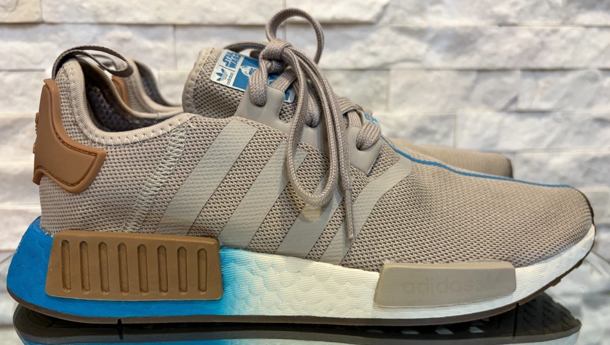 adidas gazelle silver green womens adidas Nmd R1 Nanzuka Star Wars Mens Running Shoes (Black)