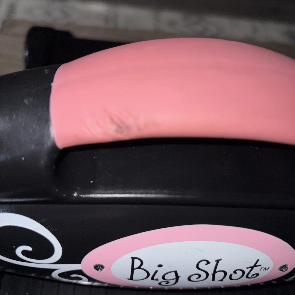 Sizzix Big Shot Manual Die Cutting & Embossing Machine Black & Pink - Image 2 of 4