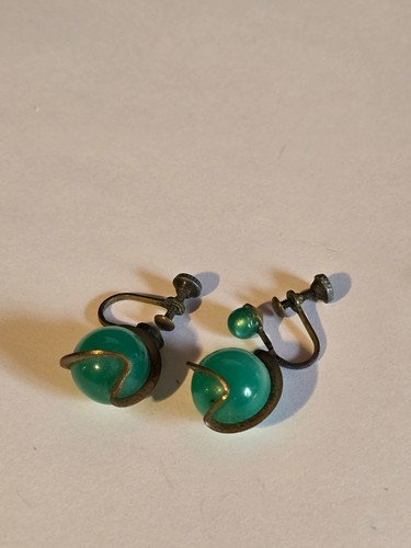 Vintage Screw Back Earrings Green Glass Metal Round Sphere Non-Pierced