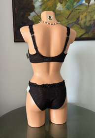 NWT Malizia by La Perla Black Lace Bra / Panty Set, sz 34E / M