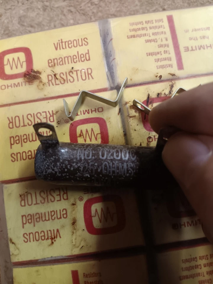 LOTE: Resistencia Wirewound Ohmite 0200c 25 ohmios 25 vatios (17 unidades)  Foto 4 de 4