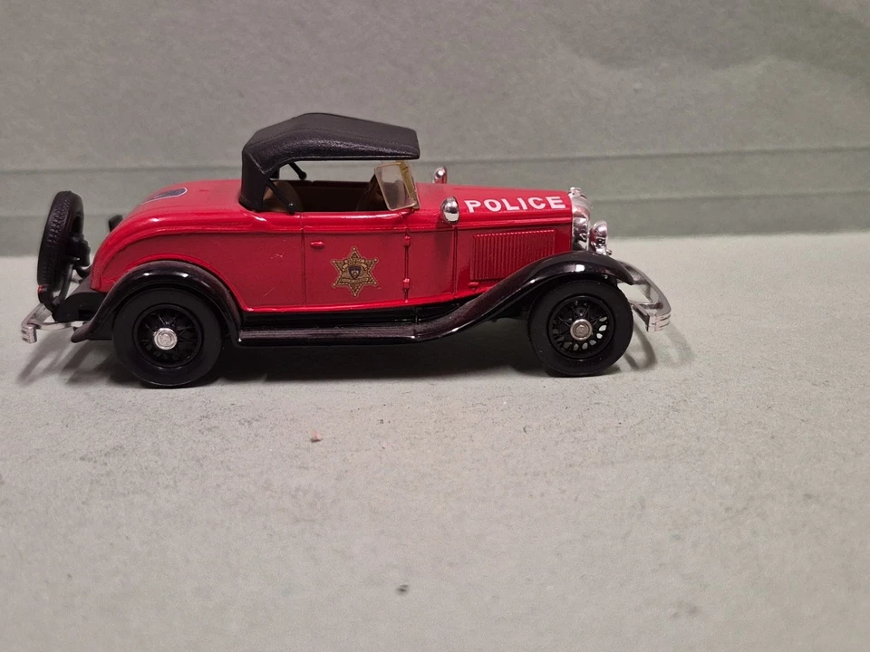 ELIGOR FORD 1932 POLICE SCALA 1:43 - Immagine 4 di 4