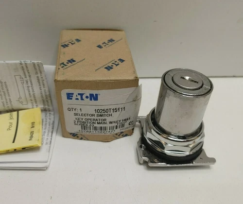 NEW OLD STOCK! EATON 2-POS MAINTAINED KEYED SELECTOR SWITCH 10250T15111 *NO KEY*