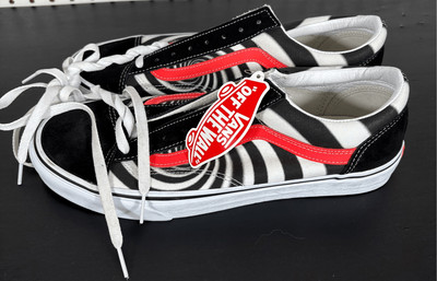 Vans style 36 black fiery coral swirl sneakers size 10.5