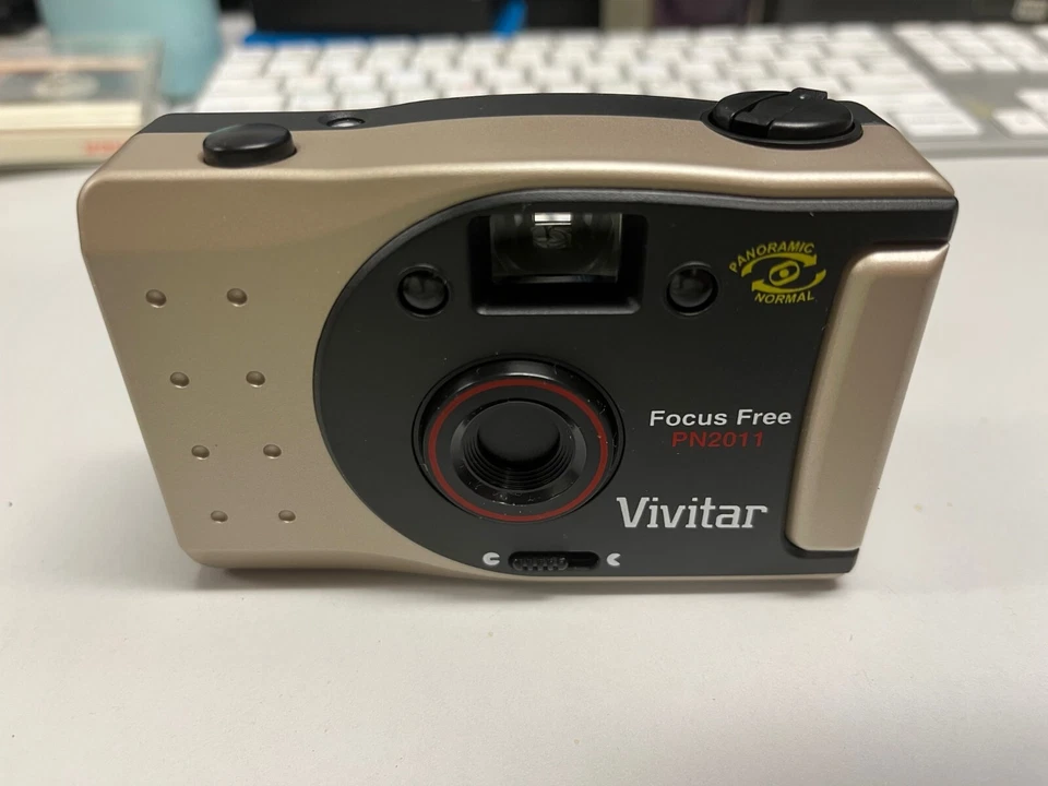 Cámara fotográfica Vivitar PN2011 35 mm enfoque panorámico apuntar y disparar gratis Foto 4 de 4