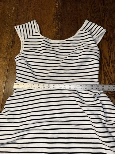 Torrid Dress 1 1X Plus Size White Black Stripe Textured Ribbed Skater Cross Back - Picture 5 of 19