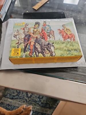 HaT Roman Cavalry 1/72 Complete 8021