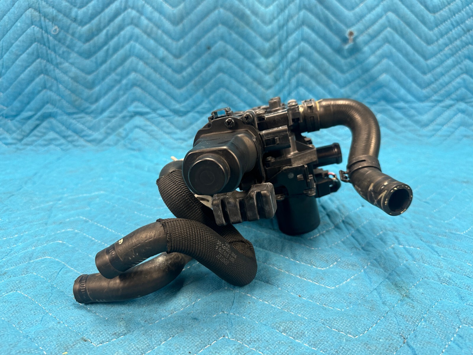 Bentley Continent Flying Spur A/C Heater Coolant Valve w/Hoses 29k 2006-2012 OEM