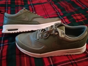 nike store womens trainers