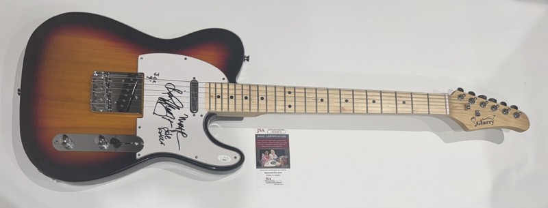 SIXPENCE NONE THE RICHER SIGNED GUITAR LEIGH NASH SLOCUM JUSTIN CARY JSA COA