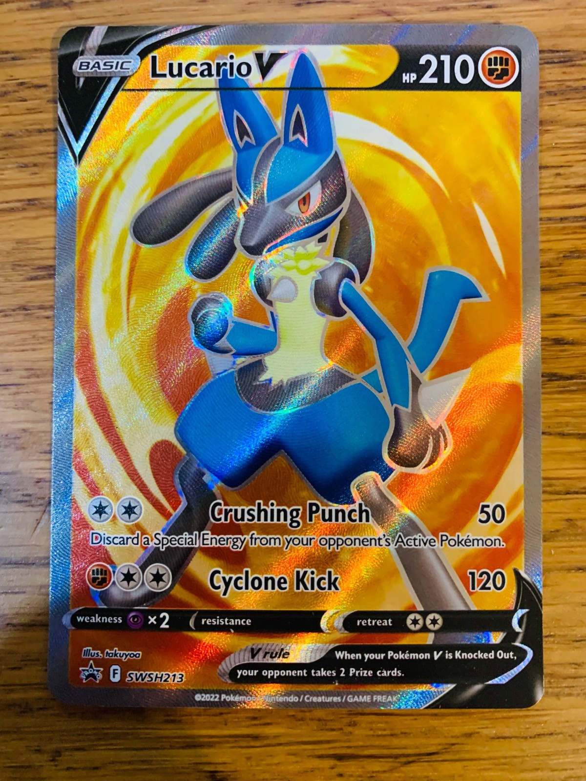 NM! Lucario V SWSH213 Sword & Shield Full Art Black Star Promo Pokemon Card!
