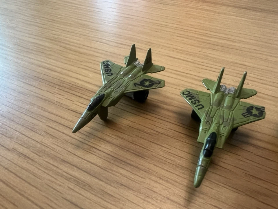 批量 (4) 微型机器 军用现代喷气机 包括 A-10 Thunderbolt — 第 3/4 张图片