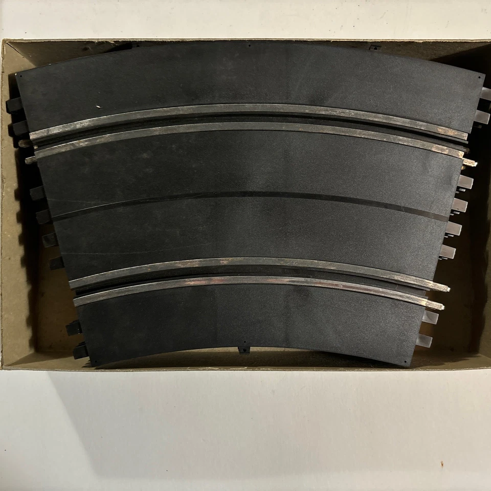 Atlas Slot Car Racing Track 21 Inch Radius track 6 sections  - Image 2 of 4