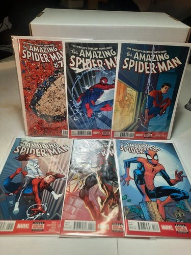 Amazing Spider-Man  700 700.1-700.5. VF/NM Marvel Comics Lot