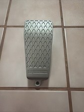 SMC VM230-02-40A / VM2300240A VM2 Pneumatic Foot Switch Valve 1/4" NPT