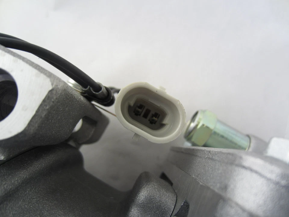 Nuevo compresor de aire acondicionado Denso OEM para Chevrolet Corvette 5,7 L 1988-1991 - RQ Foto 3 de 4