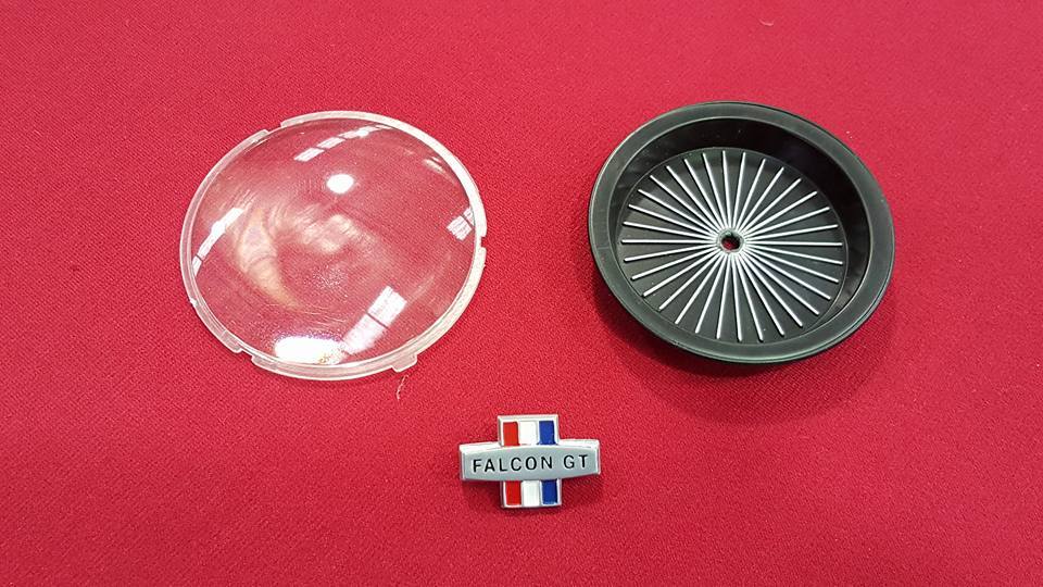 FORD FALCON XR XT GT STEERING WHEEL CENTRE HUB LENS BADGE & BACKING FIT