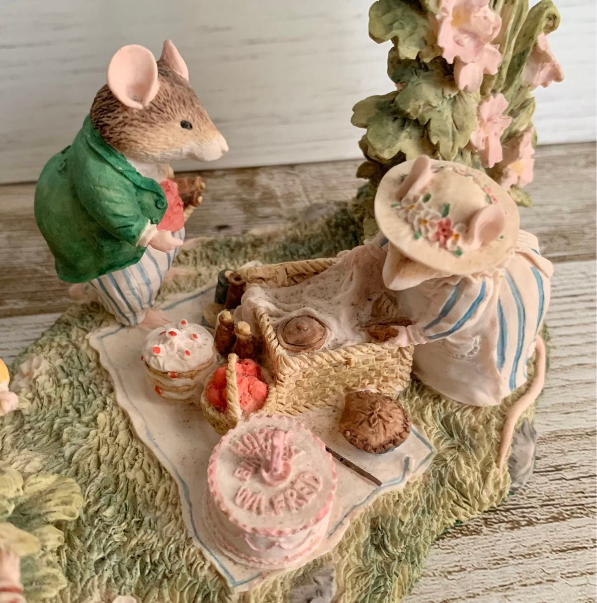 Rare] Brambly Hedge Spring Tableau Figurine Ornament limited 999