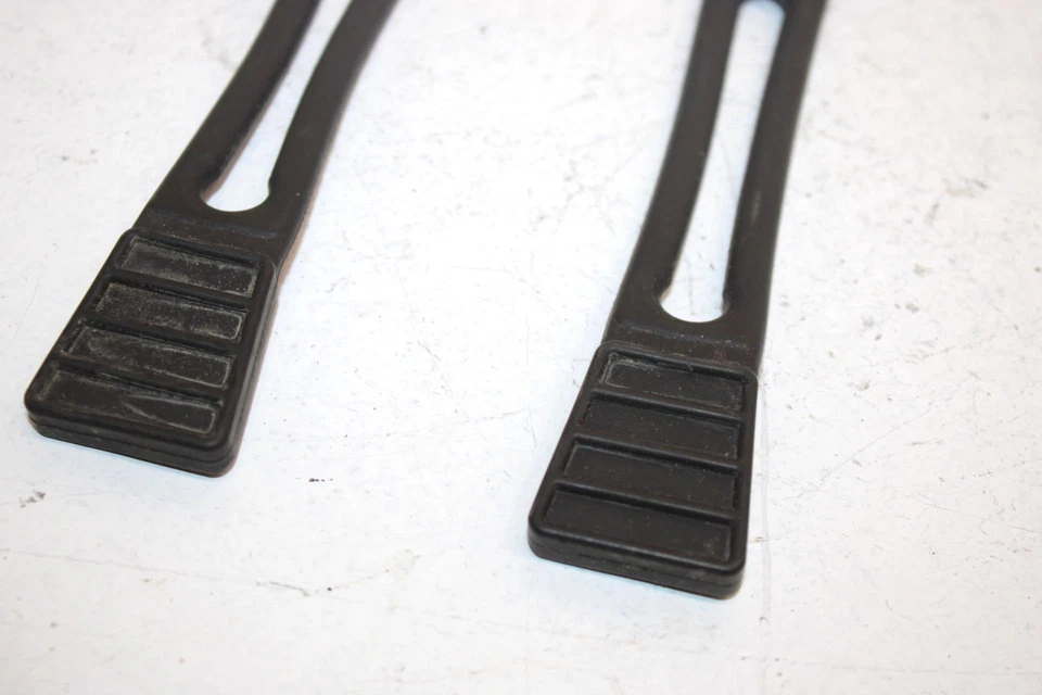 94 Polaris 500 Efi OEM CORREA DE CAPUCHA (par) 5431501 SP129 Foto 3 de 4