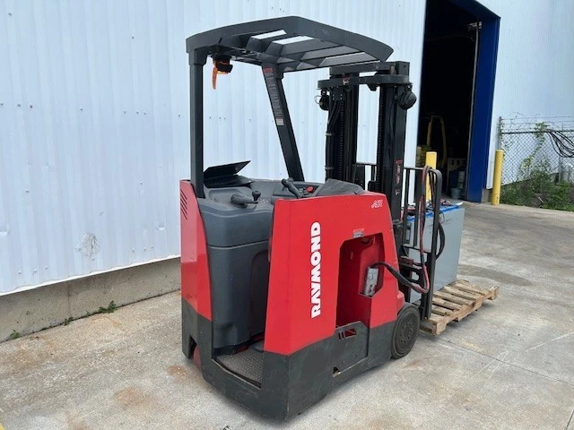 2017 Raymond 425-C35TT 3500 lb Cap. Electric Standup Forklift 3 Stage Mast 188" - Image 2 of 4