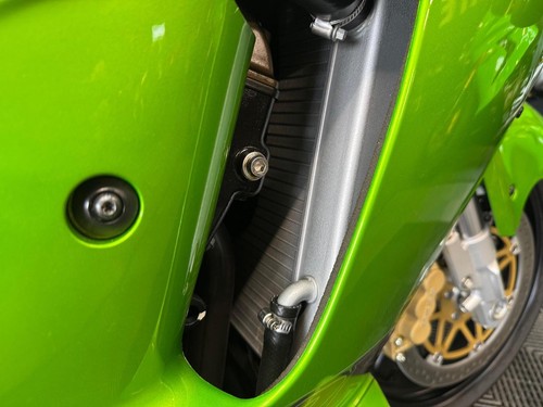 2001 Kawasaki ZX-12R - Picture 21 of 24