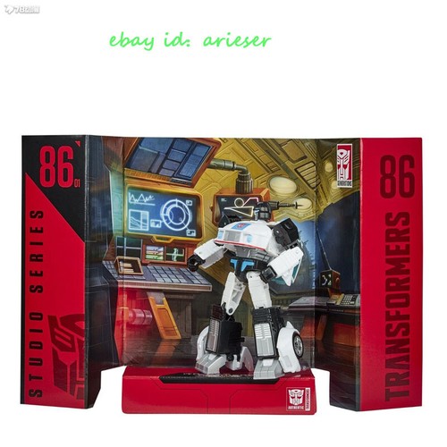 Takara Tomy Ss-8601 Autobot Jazz Transform Deluxe Class Action Figure New Toy - Picture 6 of 6