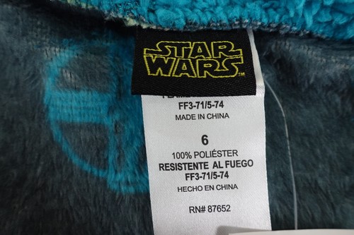 Star Wars Youth Size 6 Blue Baby Yoda Cozy Fleece Hooded Belted Robe NWT - Picture 3 of 5