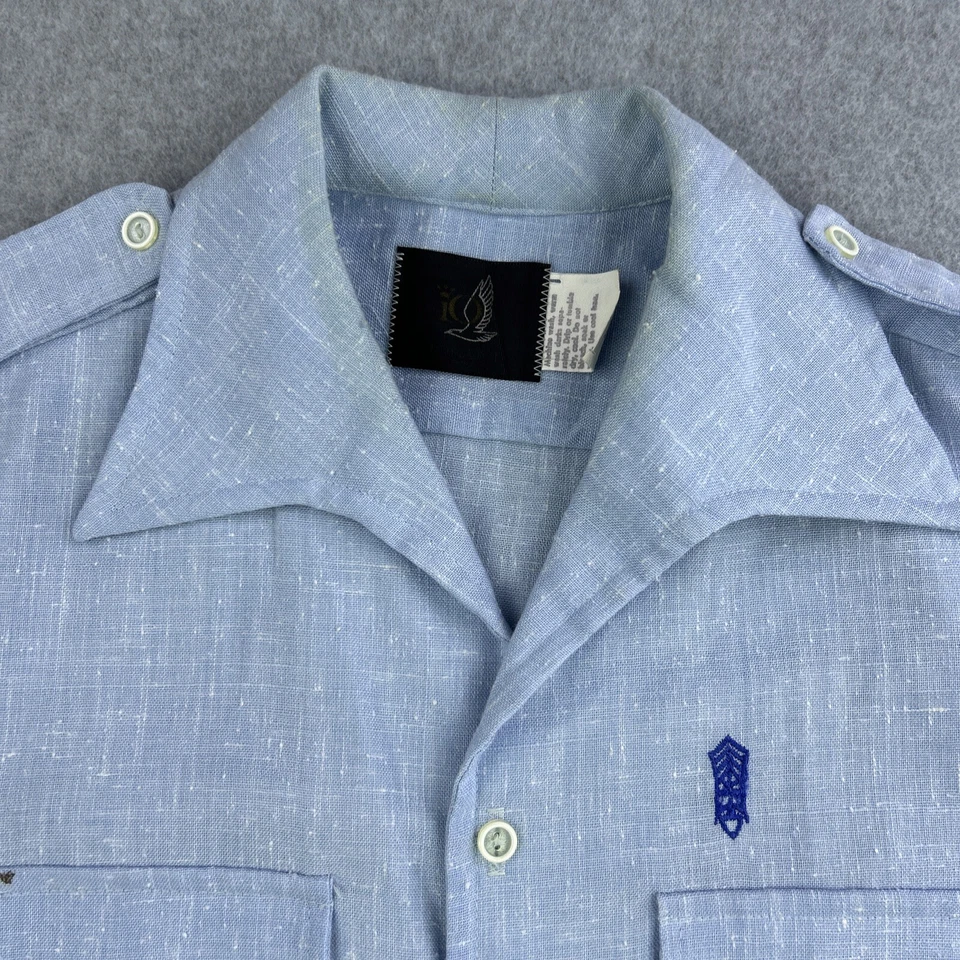 Iolani Shirt Mens Medium Light Blue Short Sleeve Collared Button Up Adult - Image 4 of 4