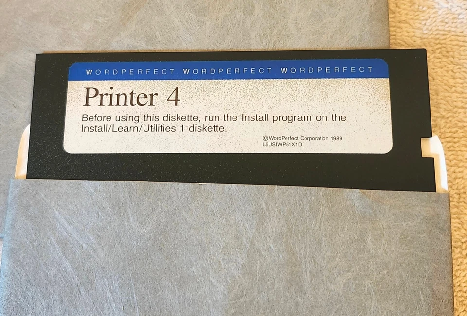 WordPerfect 5.0- 1989, for DOS Computer; 12x - 5.25" Floppy In Original Sleeves - Image 2 of 2