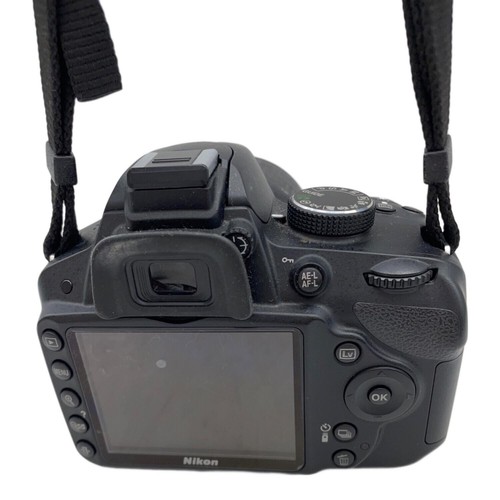 Nikon D3200 Digital Camera Lens Kit - Picture 3 of 10