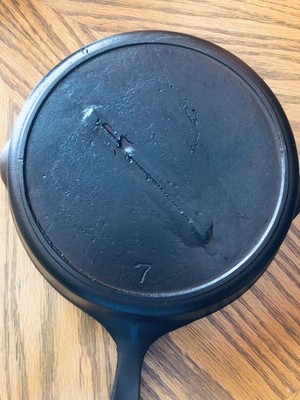 Griswold Erie Ghost Mark, No.7 Gate Mark Skillet 