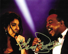 * PEABO BRYSON * signed 8x10 photo * TONIGHT, I CELEBRATE MY LOVE * COA *