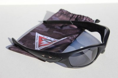 OAKLEY Straight Jacket Sunglasses Matte Black/Grey NEW OO9039 11