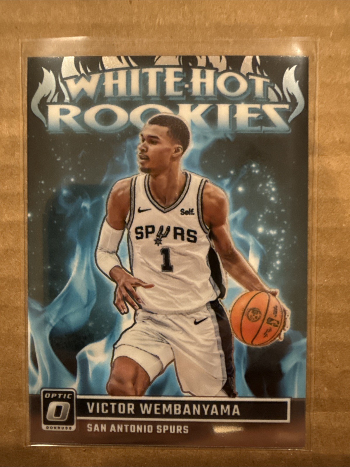 2023-24 Panini Donruss Optic - White Hot Rookies #2 Victor Wembanyama (RC)