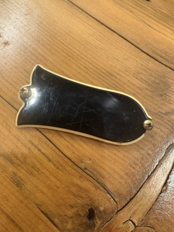 VINTAGE 1960'S GIBSON LES PAUL TRUSS ROD COVER WITH SCREWS,NICE YELLOWING PATINA