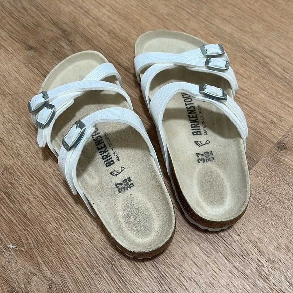 BIRKENSTOCK | Franca Iridescent White Snake Python Embossed Sandals, EU 37