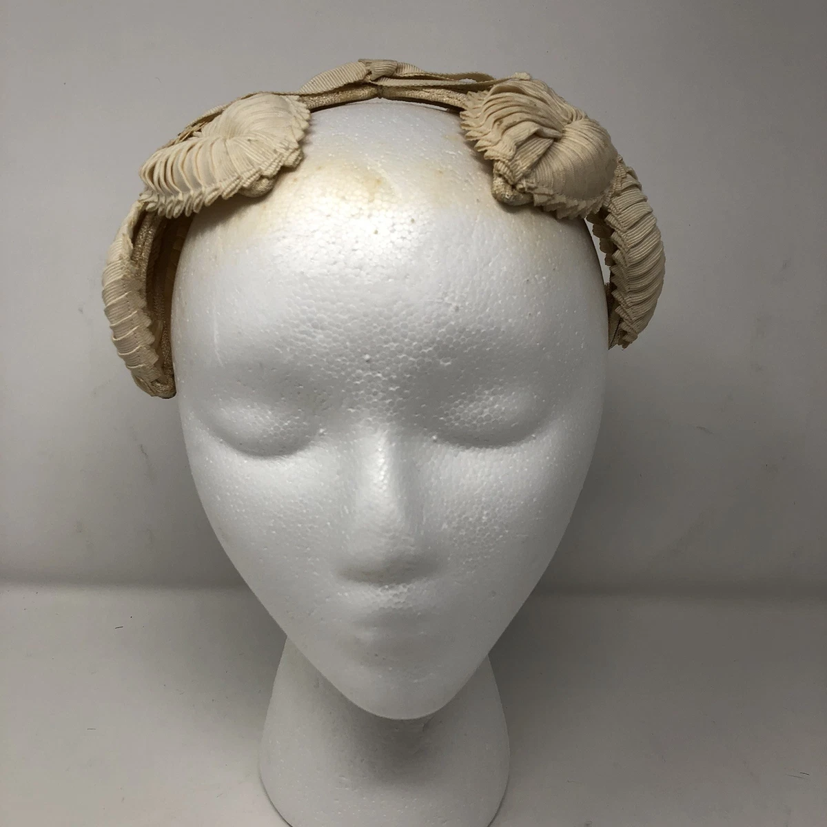 Ivory Fascinator Vintage Hats for Women for sale | eBay display picture 1
