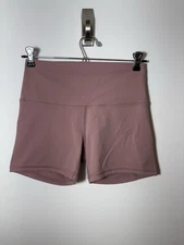 LULULEMON ALIGN HIGHRISE SHORTS Pink Size 6 Inseam 2.5”