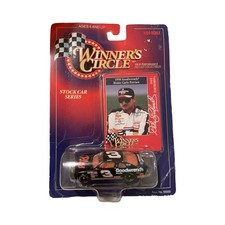 Dale Earnhardt 3 1998 GM Plus 1:64 Winners Circle. Daytona 500 winning scheme