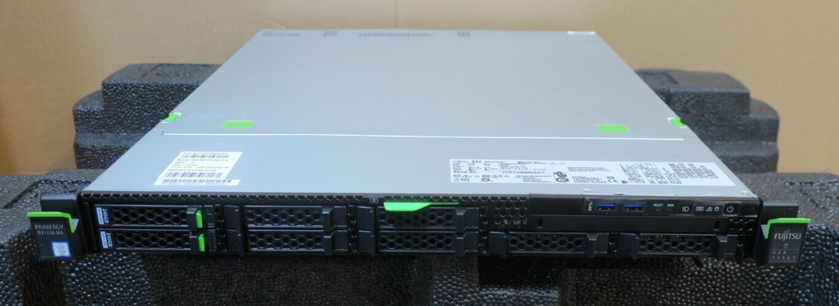 Fujitsu Primergy RX1330 M4 6C E-2236 32GB Ram 2x 240GB SSD 8-Bay