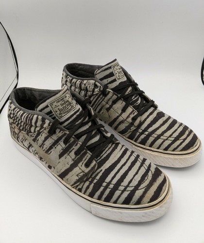 Stefan Janoski Skateboarding Shoe 
