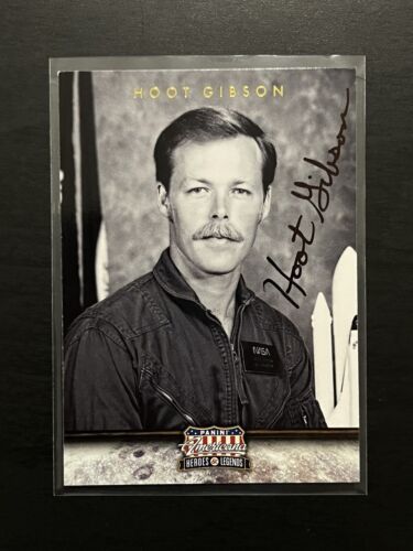 2012 Panini Americana Hoot Gibson Autograph NASA Space Shuttle - Picture 1 of 2