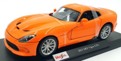 2013 DODGE VIPER GTS SRT ORANGE by MAISTO 1:18 BRAND NEW IN BOX