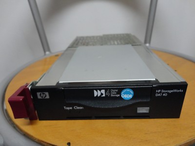 HP HPe DDS4 dat40 W/ Tray C7497C DW005-60005 416272-001 DW005-69201 DW005-80001