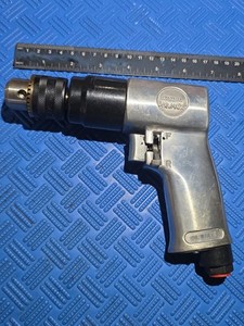CENTRAL PNEUMATIC 46524 3/8" REVERSIBLE AIR DRILL 1700 RPM