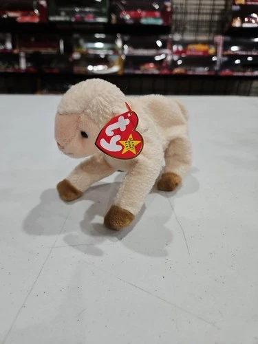 Ty Basket Beanie - Ewey (5") Retired Lamb - Vintage (1999) NEW - MINT With Tags