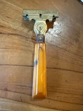 Vintage Eversharp Schick Injector Razor Yellow Bakelite Handle