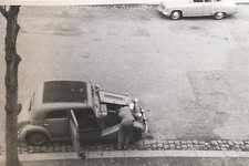 15962 photo privée voiture ancienne années 50/60 avec hayon moteur