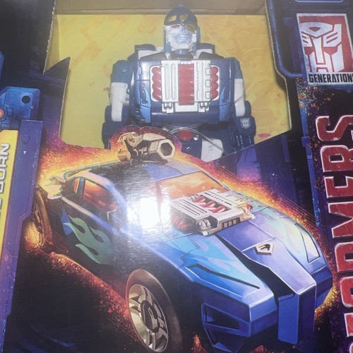 Hasbro Transformers Legacy Takara Tomy Generations Autobot Side Burn DELUXE - Picture 7 of 9